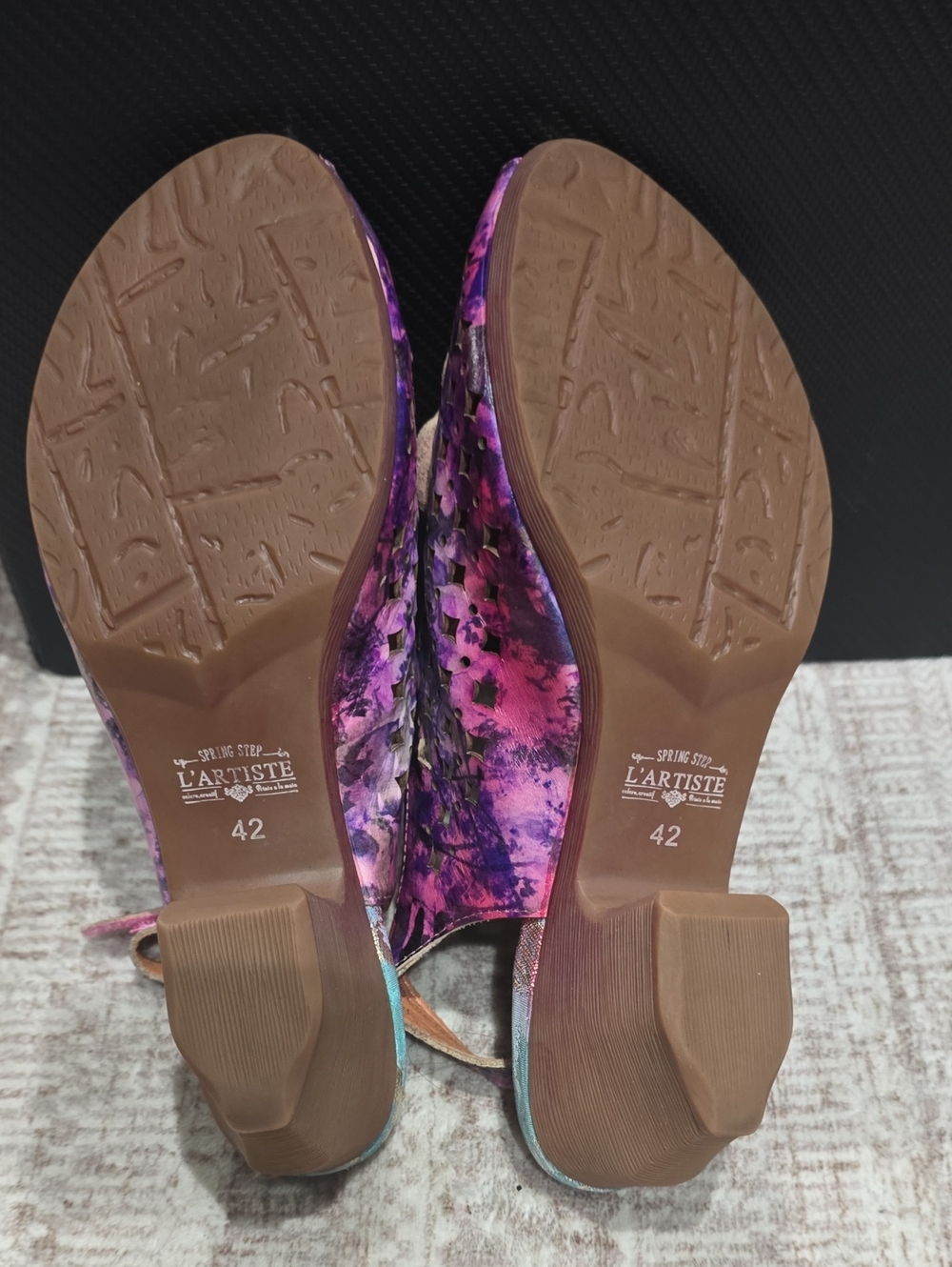Art-to-Wear Floral Leather Slingback Heels – Eclectic Boho Artisan Style, 11 - Picture 12 of 15